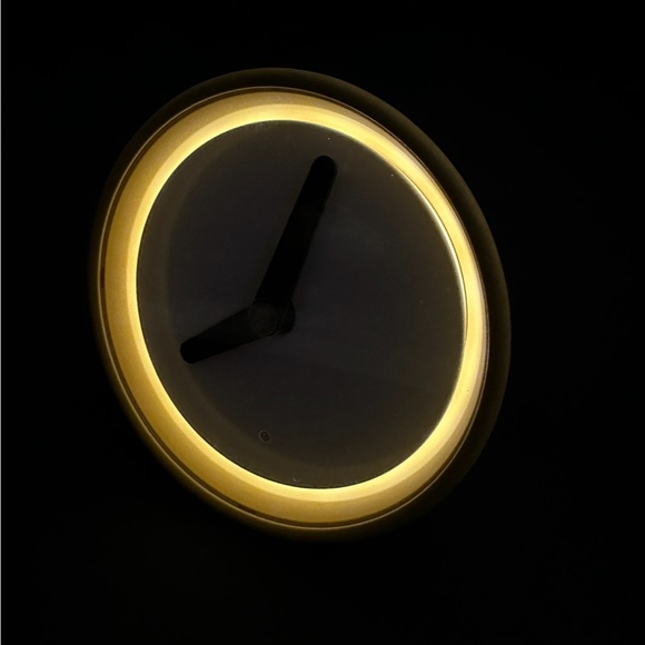 Ikea STOLPA table clock by Henrik Preutz, Limited Edition, Discontinued - Picture 3 of 7